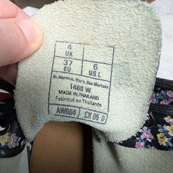 Dr. Martens 1460 Tydee Ditsy Floral Combat Boots Women's Size 6 - Picture 12 of 12